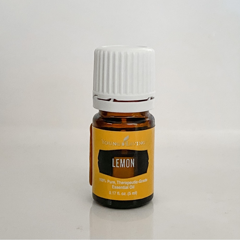 NEW Young Living Lemon Essential Oil 5mL Bottle, Sealed, Unopened